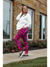 Load image into Gallery viewer, Luxe Leggings: Valentines
