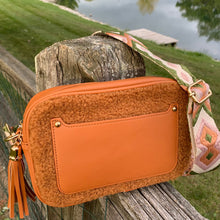 Load image into Gallery viewer, Sherpa Crossbody
